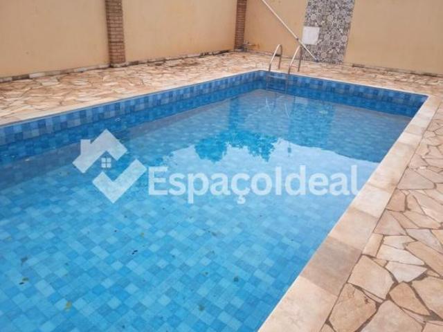 Piscina e churrasqueira Jardim Itamaraty Lençóis Paulista