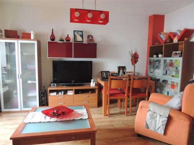 Piso muy reformado, listo para entrar!