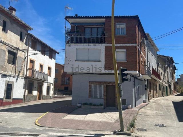 Piso, Madrigal de la Vera