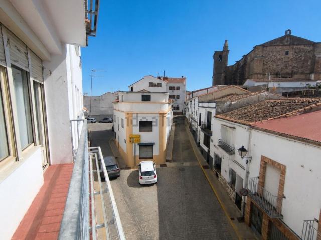 Piso, Malpartida de Plasencia