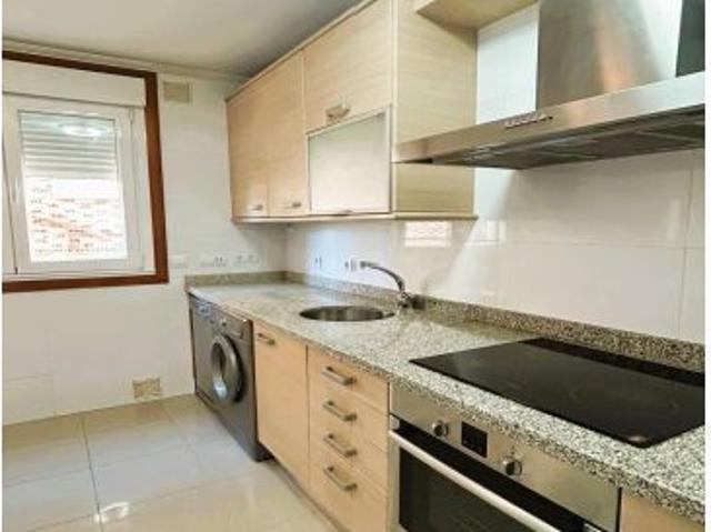 Piso Moderno en el Corazón de Ponferrada por 750 €/mes