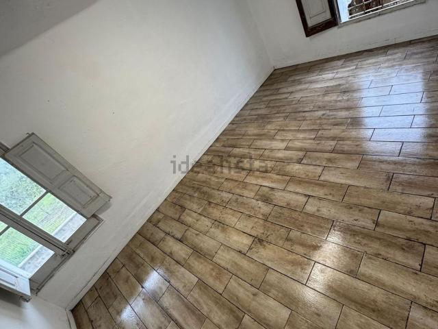 Piso, Mora d&apos Ebre