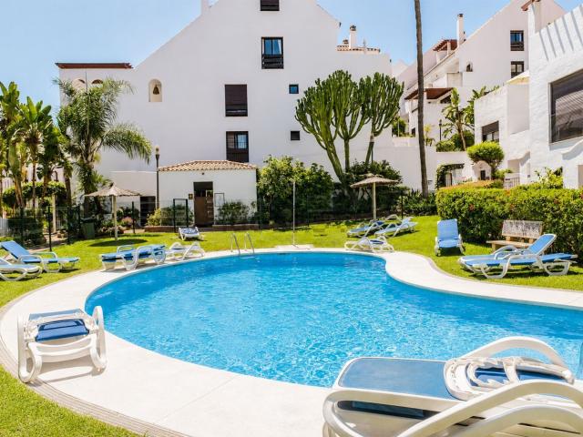 Piso, Nueva Andalucía, Marbella