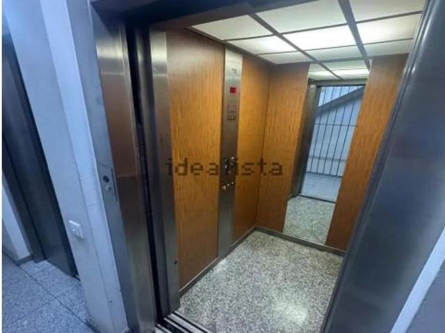 Piso nuevo, totalmente reformado, para entrar a vivir, en el centro de Manresa