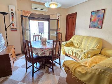 Piso, Navas del Madroño