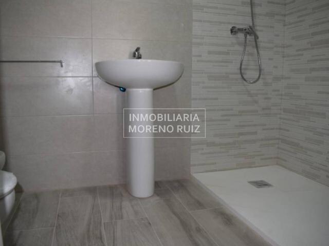PISO OBRA NUEVA CON GRAN PATIO