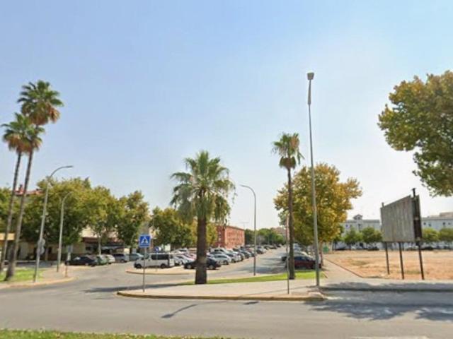PISO OCUPADO A LA VENTA PLAZA BERTENDONA DOS HERMANAS