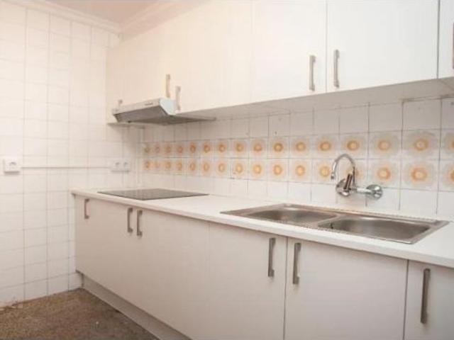 PISO OCUPADO DE PROTECCION OFICIAL 3 HABITACIONES, PLANTA 1 CON ASCENSOR Y BALCÓN, SALT, CARRER ANGE