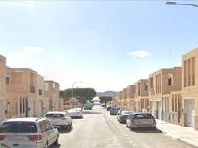 PISO OCUPADO POR PERSONA SIN JUSTO TÍTULO ESTE INMUEBLE DEBIDO A SU ESTADO OCUPACIONAL NO ADMITE VIS
