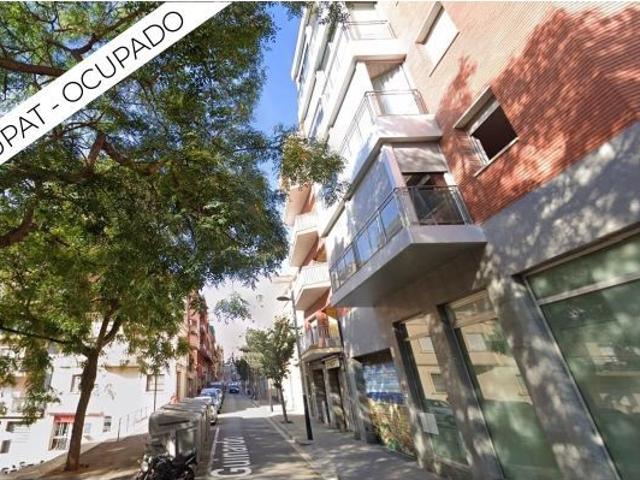 PISO OCUPADO PLANTA 4 CON ASCENSOR, 4 HABITACIONES, BALCÓN, CARRER VARSOVIA, GUINARDÓ