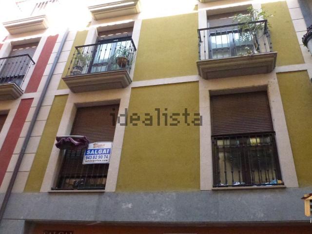 Piso, Azpeitia