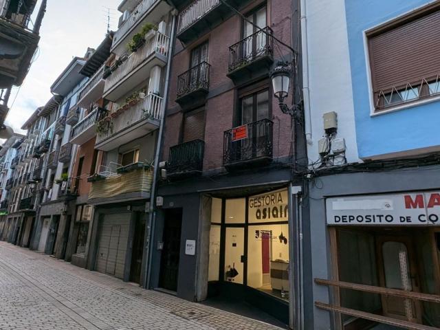 Piso, Azpeitia
