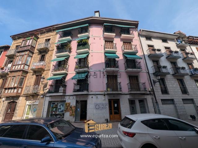 Piso, Azpeitia