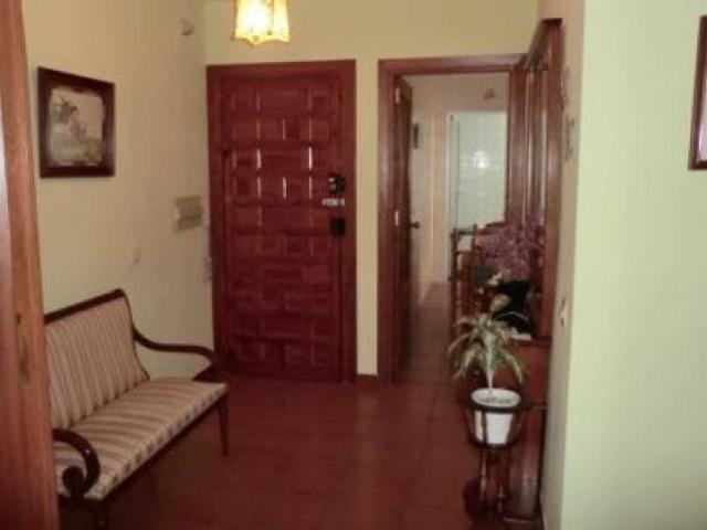 PISO A 200 METROS DEL PASEO MARITIMO DE ADRA