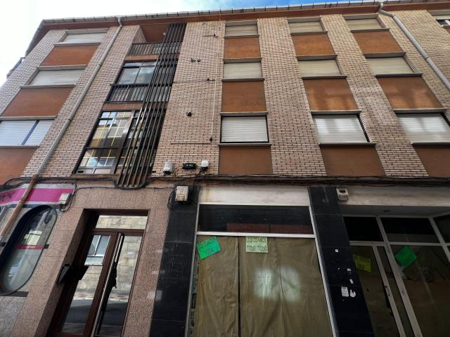 PISO A 5 MINUTOS DEL CENTRO DE BEMBIBRE
