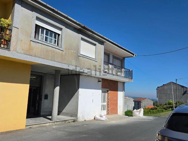 Piso, A Estrada
