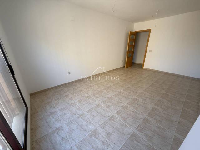 PISO A ESTRENAR EN ZONA CALLE SICILIA