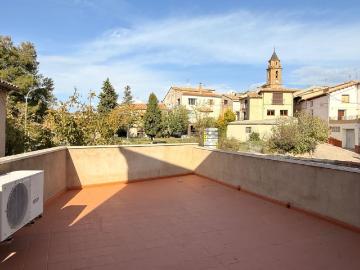 Piso, Adahuesca