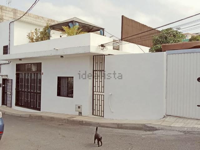 Piso, Adeje