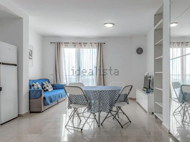 Piso, Adeje