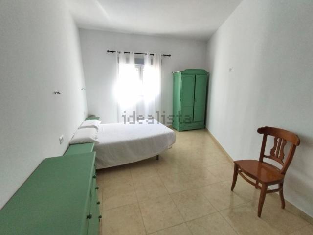 Piso, Alora