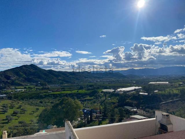 Piso, Almogía