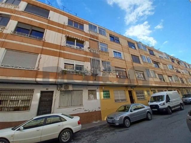 Piso, Almazora/Almassora