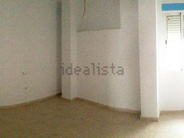 Piso, Almáchar