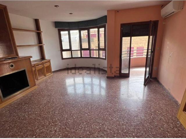 Piso, Almansa