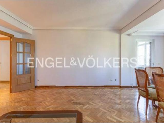 Piso Alquiler Madrid Capital, Adelfas
