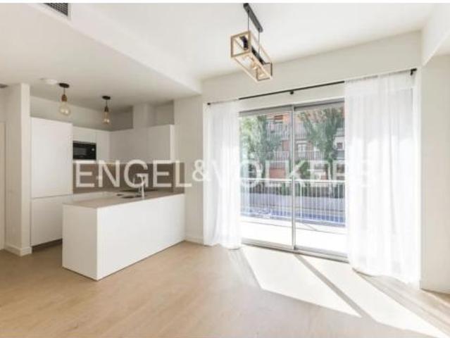 Piso Alquiler Madrid Capital, Colina