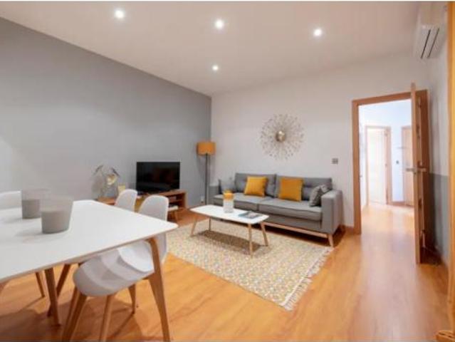 Piso Alquiler Madrid Capital, Cortes Huertas