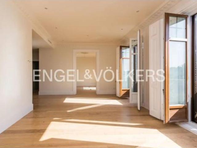 Piso Alquiler Madrid Capital, Cortes Huertas
