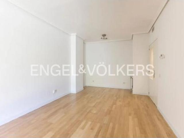 Piso Alquiler Madrid Capital, Sanchinarro