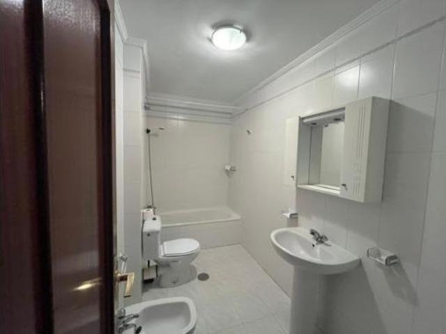 Piso Alquiler Oleiros, Dorneda