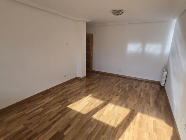 Piso Alquiler Avila