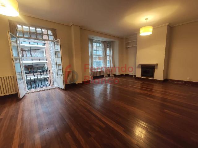 Piso Alquiler Abando Bilbao | 2.200 €, 185 m²
