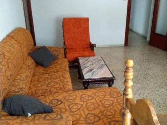 Piso Alquiler Almería Capital, Oliveros Altamira Barrio Alto