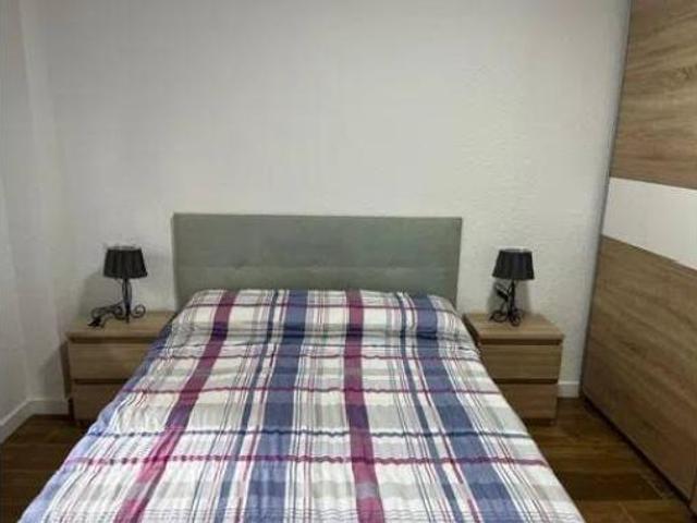 Piso Alquiler Almería Capital, Oliveros Altamira Barrio Alto