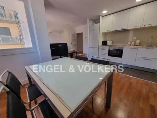 Piso Alquiler Barcelona Capital, Navas
