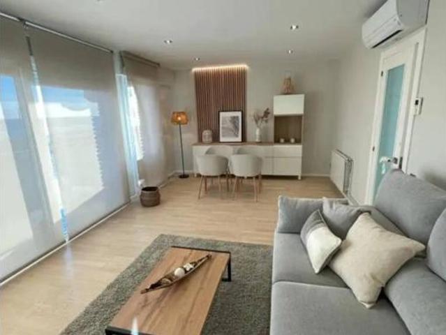 Piso Alquiler Castelldefels, Lluminetes
