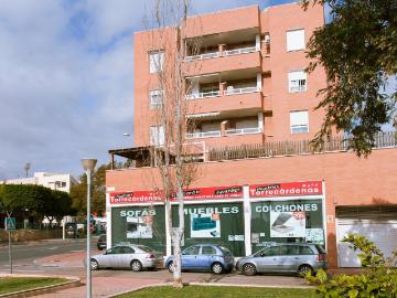 Piso Alquiler con Plaza de Garaje junto a Torrecárdenas
