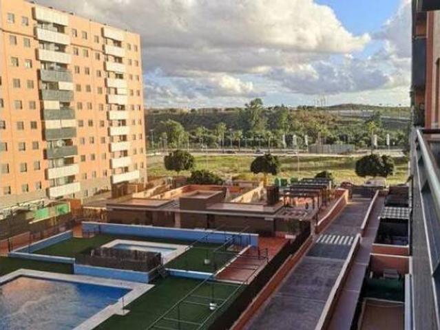 Piso Alquiler Dos Hermanas, Entrenúcleos