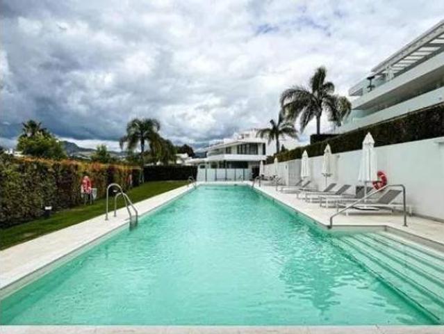 Piso Alquiler Estepona, El Paraíso Atalaya Benamara