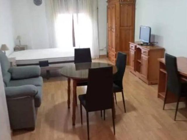 Piso Alquiler Linares, Linares