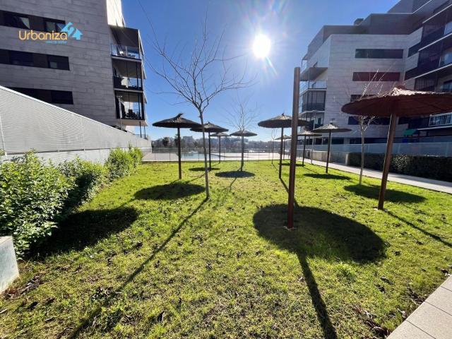 PISO ALQUILER SIN MUEBLES CON PLAZA DE GARAJE