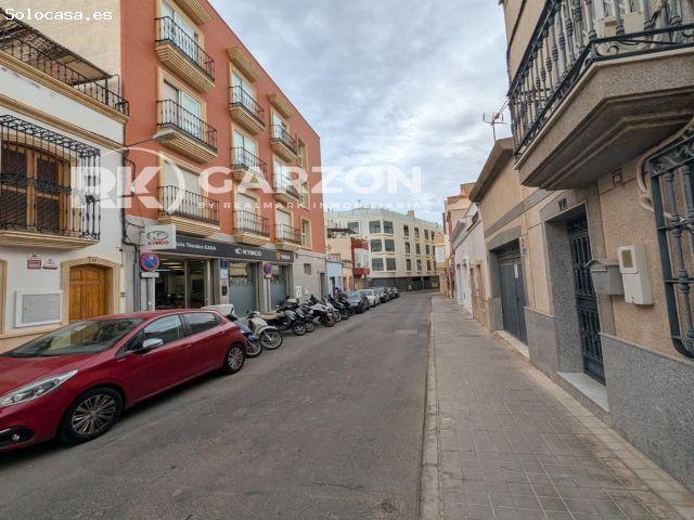 Piso Alquiler sin muebles en zona C. Granada, Almería