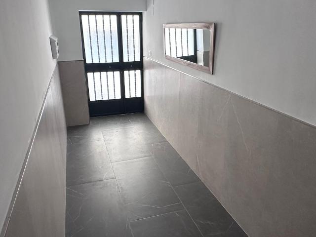 PISO ALQUILER SIN MUEBLES