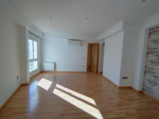 Piso Alquiler Zaragoza Capital, San José