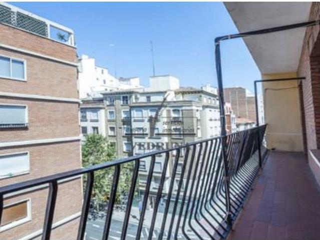 Piso Alquiler Zaragoza Capital, Universidad